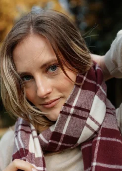 Hailes Tartan Scarf - Cabernet