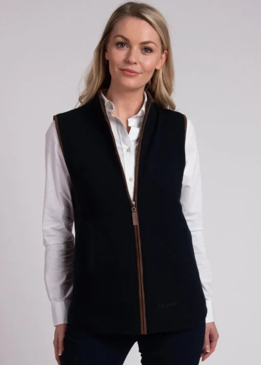 Lambswool Aerobloc Gilet - Navy