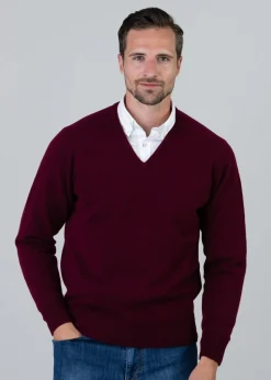 Leven 2 Ply Lambswool V-Neck - Bordeaux