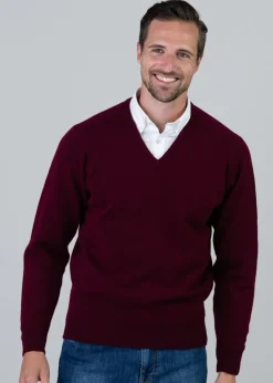 Leven 2 Ply Lambswool V-Neck - Bordeaux