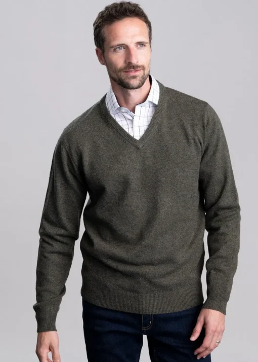 Lewis Lambswool V-Neck Jumper - Woodland