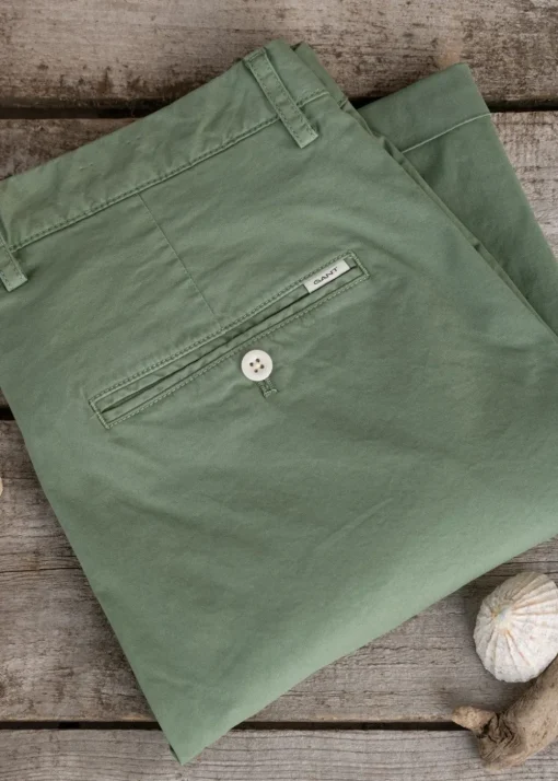 Sunfaded Shorts - Kalamata Green